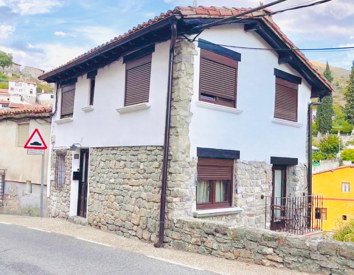 La Casita Del Rio Vila Soto en Cameros Exterior foto